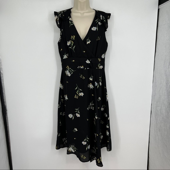 Socialite Dresses & Skirts - Socialite Floral Black Surplice Wrap Front Ruffle Cap Sleeve Banded Waist Dress
